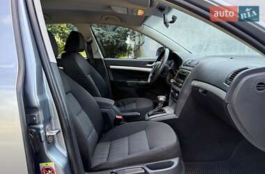 Лифтбек Skoda Octavia 2012 в 