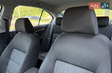Лифтбек Skoda Octavia 2012 в 