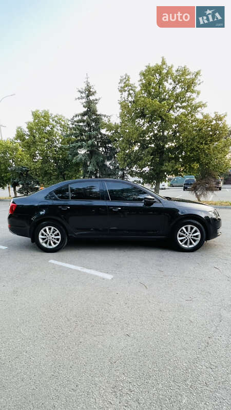 Лифтбек Skoda Octavia 2017 в Подгородном