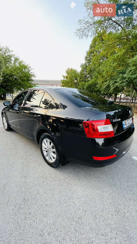 Лифтбек Skoda Octavia 2017 в Подгородном