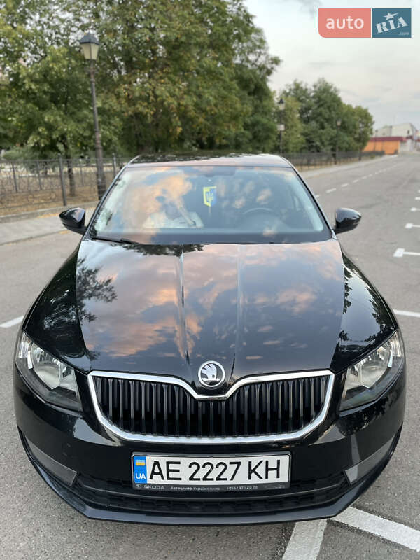 Лифтбек Skoda Octavia 2017 в Подгородном