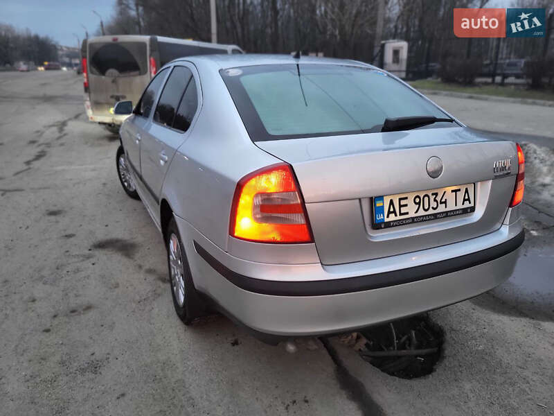 Ліфтбек Skoda Octavia 2008 в Дніпрі