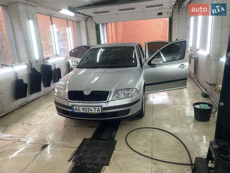 Ліфтбек Skoda Octavia 2008 в Дніпрі