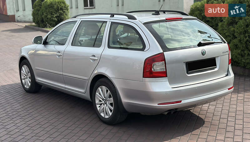 Универсал Skoda Octavia 2010 в Днепре