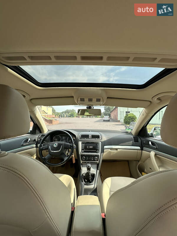 Универсал Skoda Octavia 2010 в Днепре