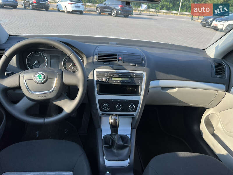 Универсал Skoda Octavia 2009 в Виннице