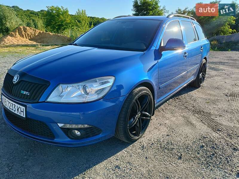 Универсал Skoda Octavia 2010 в Виннице