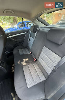 Лифтбек Skoda Octavia 2009 в 