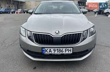 Ліфтбек Skoda Octavia 2019 в 