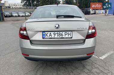 Ліфтбек Skoda Octavia 2019 в 