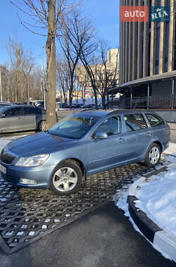 Універсал Skoda Octavia 2009 в Харкові