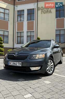 Універсал Skoda Octavia 2014 в Дрогобичі
