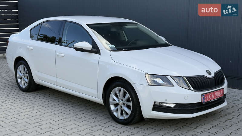 Лифтбек Skoda Octavia 2019 в Мукачево