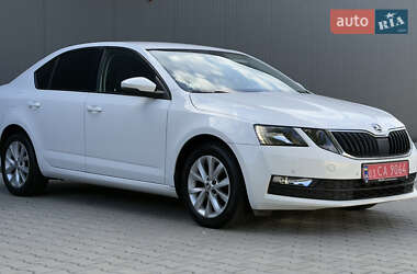 Лифтбек Skoda Octavia 2019 в 