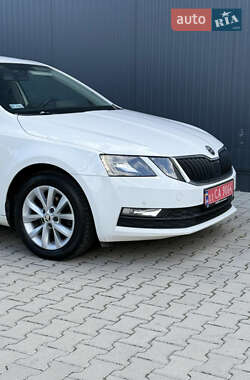 Лифтбек Skoda Octavia 2019 в 
