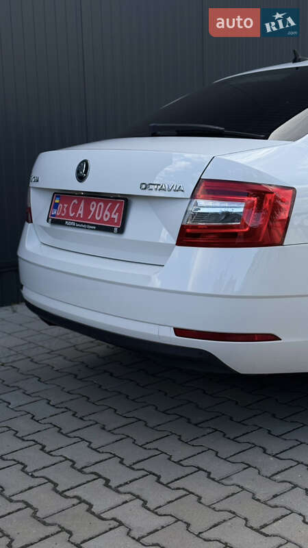 Лифтбек Skoda Octavia 2019 в Мукачево