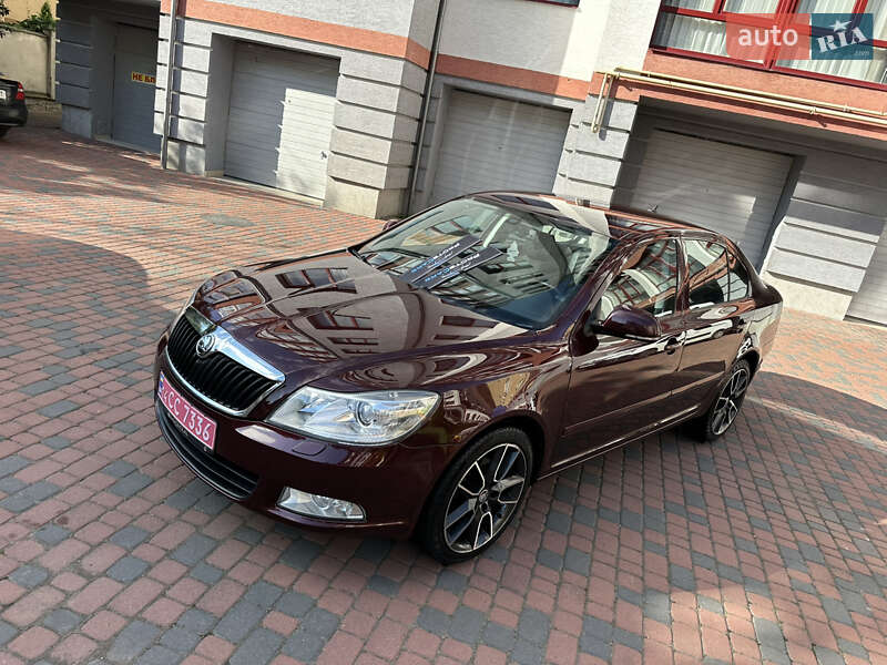 Лифтбек Skoda Octavia 2010 в Ивано-Франковске