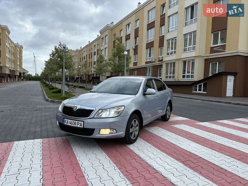 Лифтбек Skoda Octavia 2011 в 
