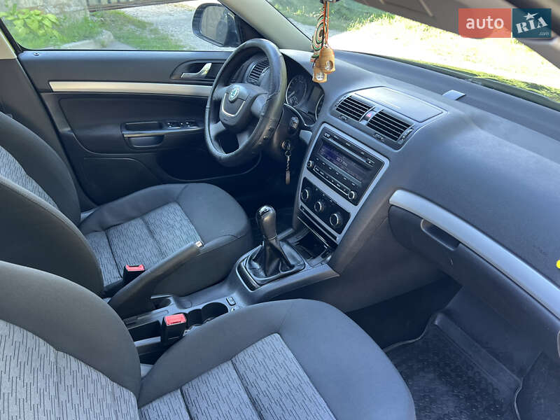 Универсал Skoda Octavia 2010 в Каменец-Подольском