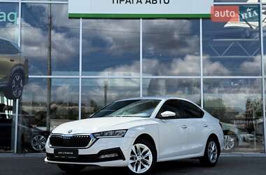Лифтбек Skoda Octavia 2021 в Киеве