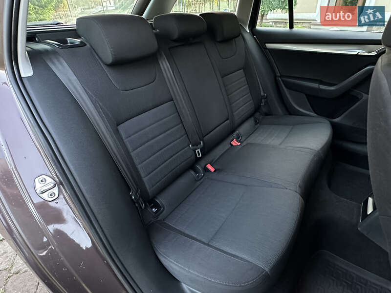 Универсал Skoda Octavia 2014 в Сарнах