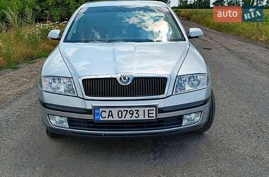 Лифтбек Skoda Octavia 2008 в Ватутино