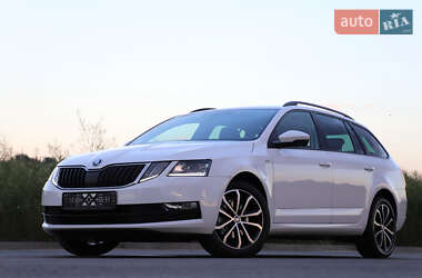 Универсал Skoda Octavia 2020 в Дрогобыче