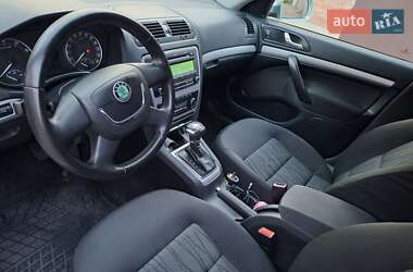 Лифтбек Skoda Octavia 2010 в 