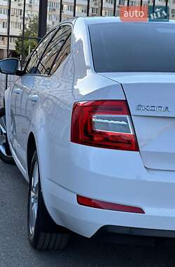 Лифтбек Skoda Octavia 2017 в 