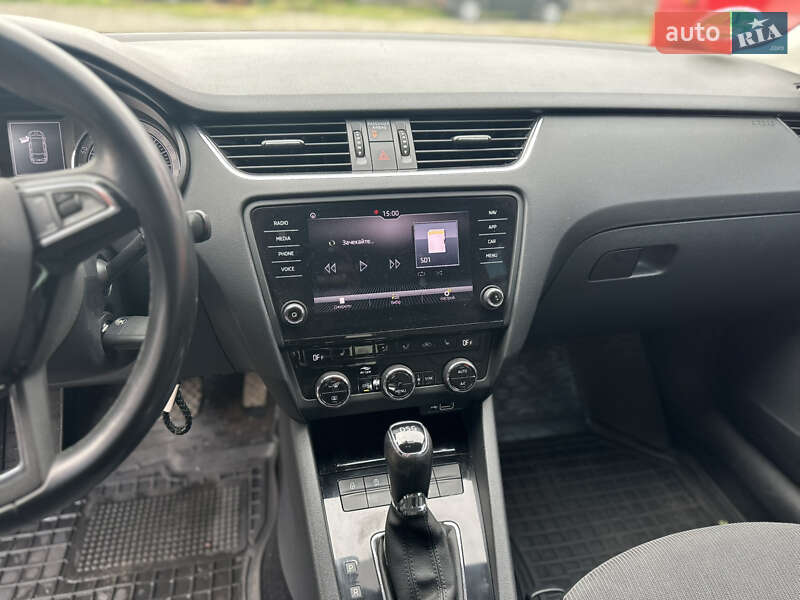 Універсал Skoda Octavia 2019 в Виноградові