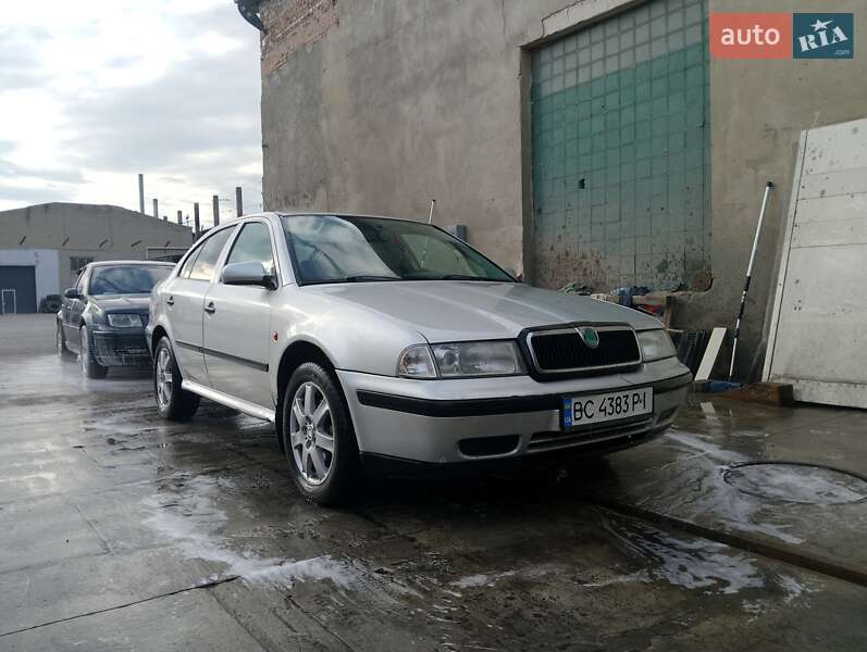 Ліфтбек Skoda Octavia 1998 в Шептицькому фото 7 Ліфтбек Skoda Octavia 1998 в Шептицькому