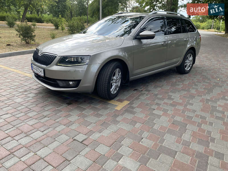 Универсал Skoda Octavia 2013 в Кропивницком