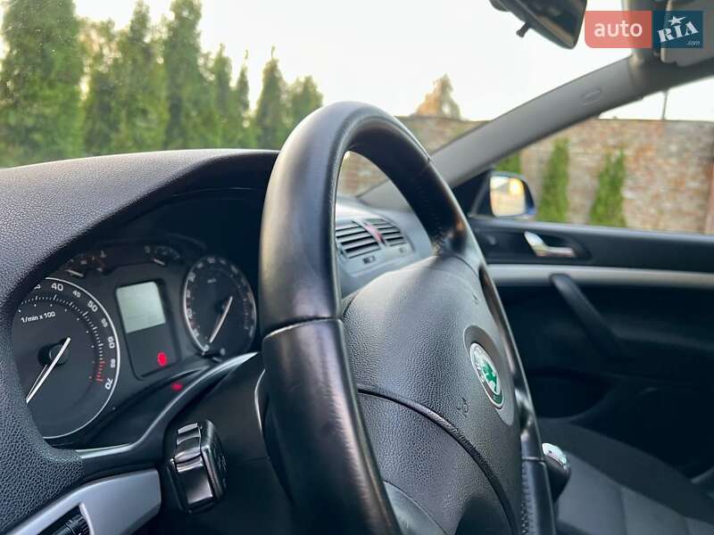 Лифтбек Skoda Octavia 2008 в Полтаве