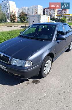 Лифтбек Skoda Octavia 2009 в 