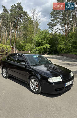 Лифтбек Skoda Octavia 2001 в Киеве