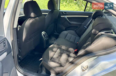 Лифтбек Skoda Octavia 2010 в 