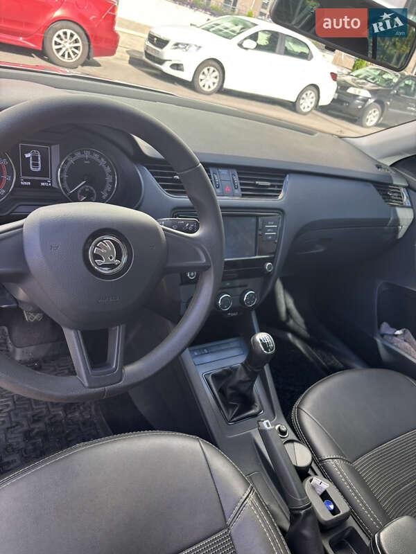 Лифтбек Skoda Octavia 2019 в Киеве