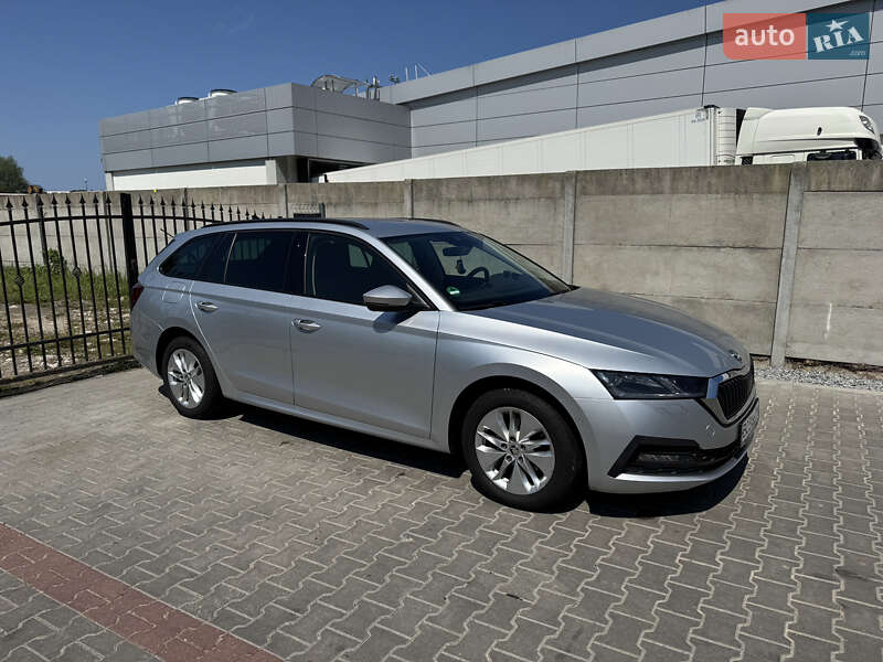 Універсал Skoda Octavia 2020 в Стрию