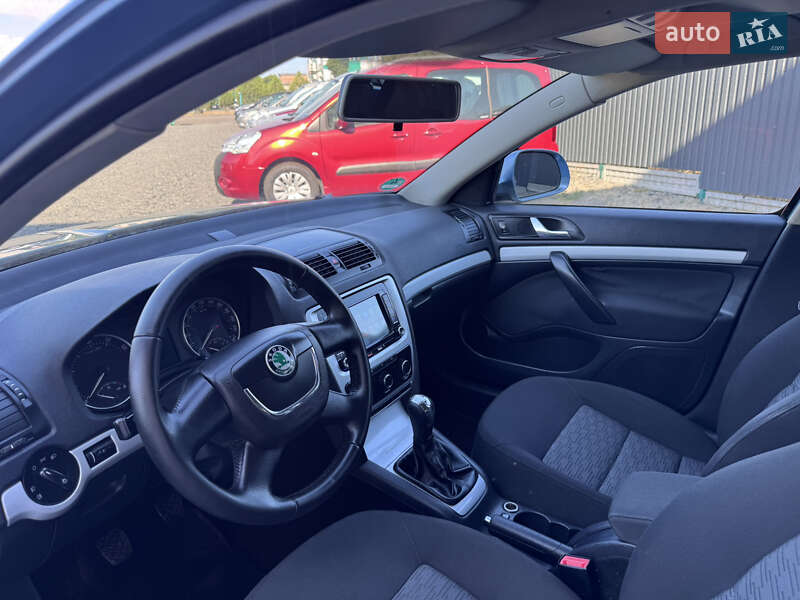 Універсал Skoda Octavia 2011 в Звенигородці фото 30 Універсал Skoda Octavia 2011 в Звенигородці