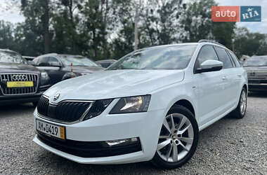 Універсал Skoda Octavia 2017 в Умані