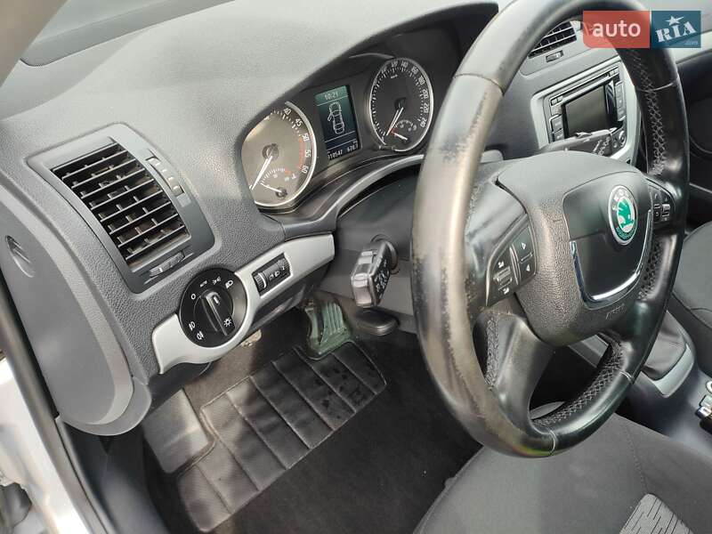 Універсал Skoda Octavia 2013 в Шептицькому фото 10 Універсал Skoda Octavia 2013 в Шептицькому