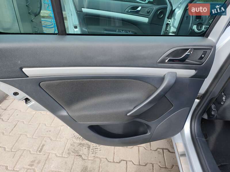 Універсал Skoda Octavia 2013 в Шептицькому фото 18 Універсал Skoda Octavia 2013 в Шептицькому