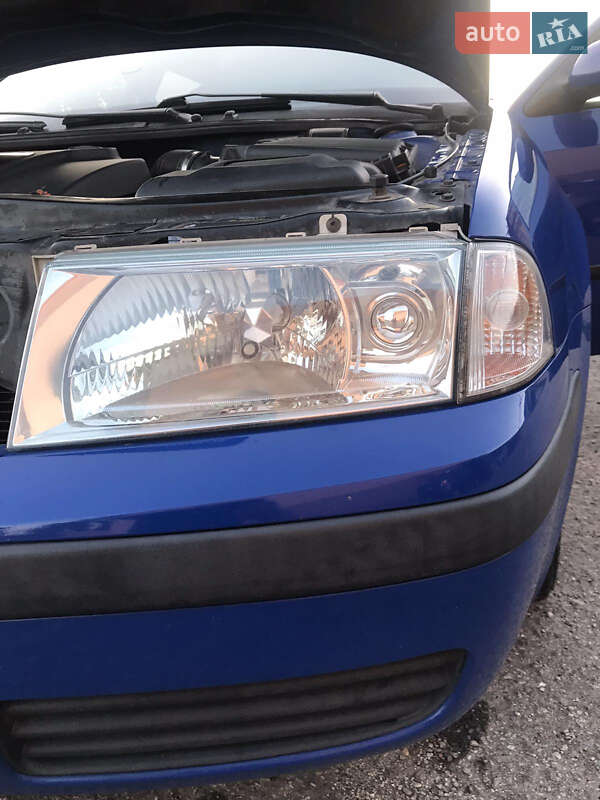 Универсал Skoda Octavia 2005 в Могилев-Подольске