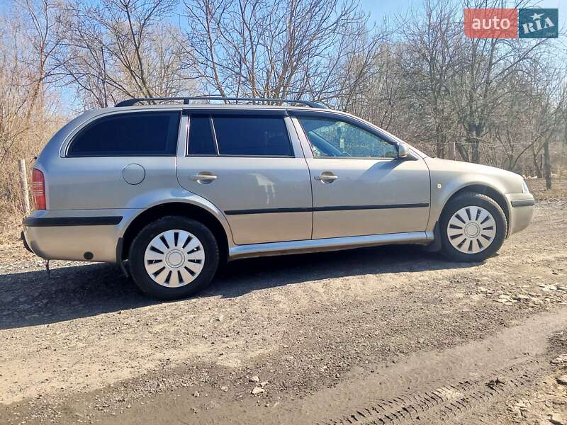 Універсал Skoda Octavia 2006 в Сквирі