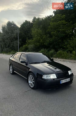 Ліфтбек Skoda Octavia 2003 в Дніпрі
