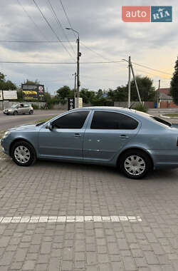 Лифтбек Skoda Octavia 2010 в 