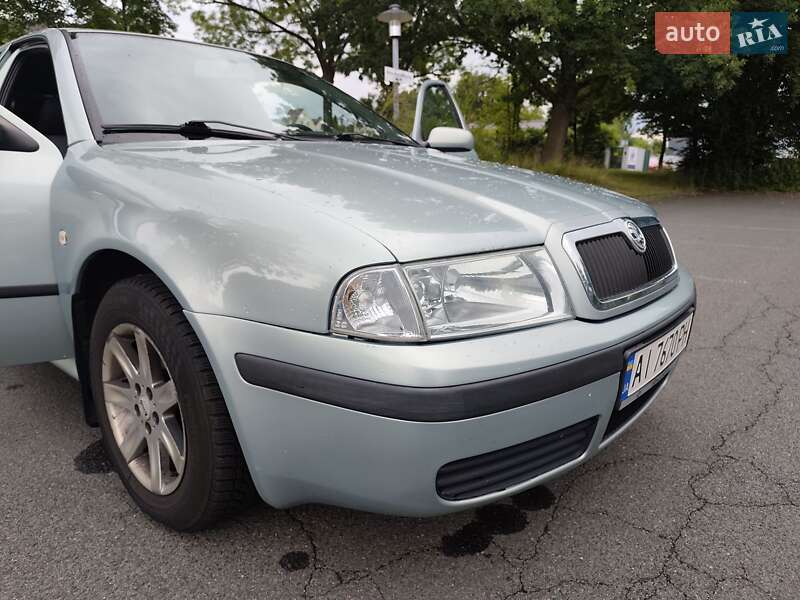 Лифтбек Skoda Octavia 2009 в Новоднестровске
