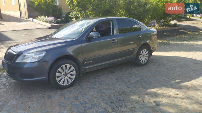 Лифтбек Skoda Octavia 2010 в Бобринце