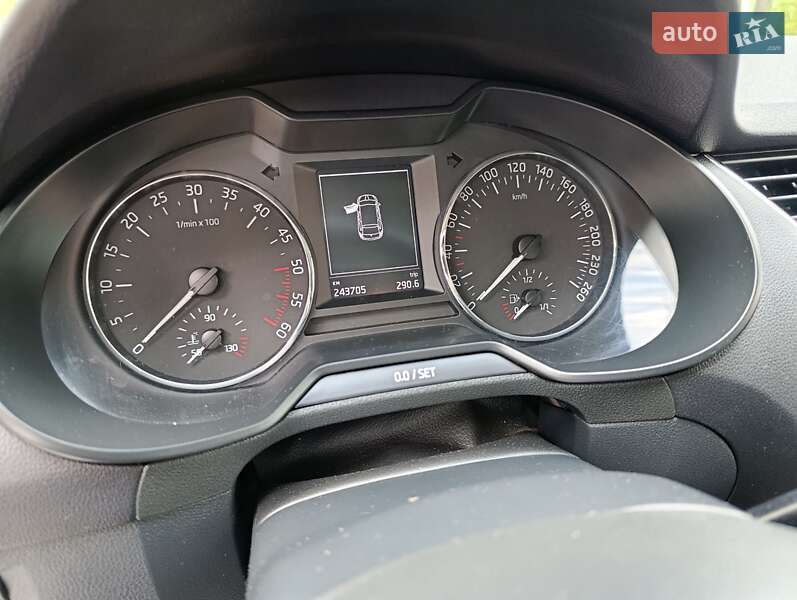 Универсал Skoda Octavia 2014 в Ровно