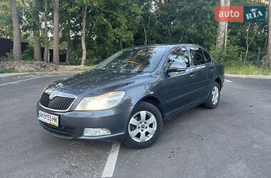 Лифтбек Skoda Octavia 2010 в Житомире
